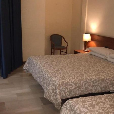 SantʼIlario dʼEnza Hotel Select מראה חיצוני תמונה